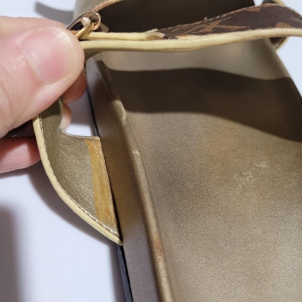 LOUIS VUITTON Bom Dia Flat Mule